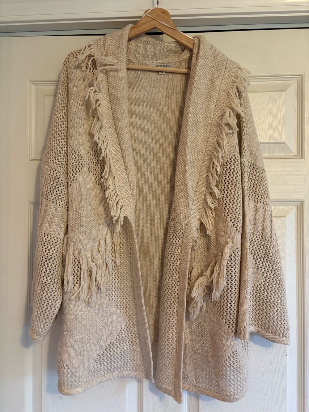 FRYE AND CO. Cream Fringe Open-Front Knit Cardigan